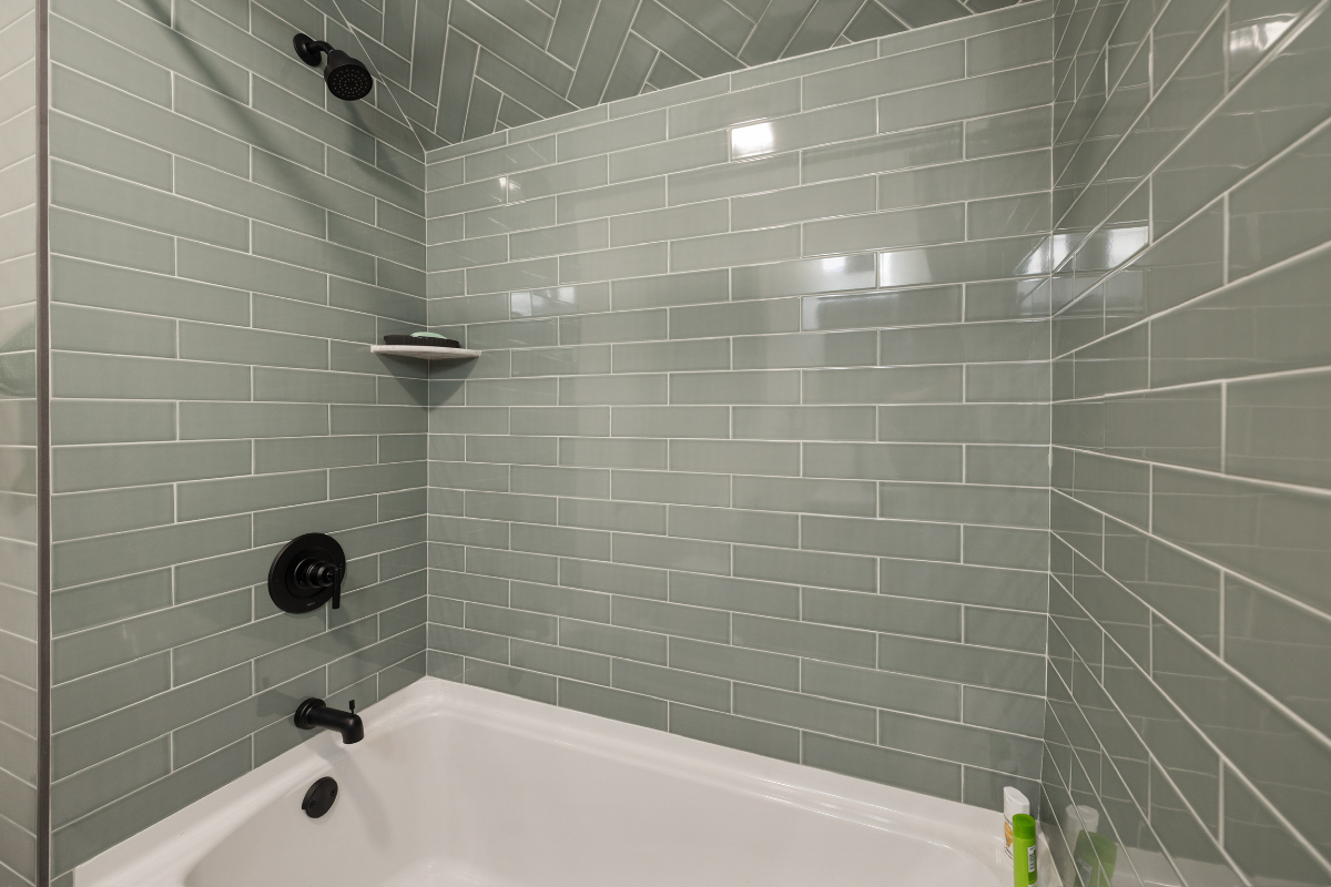 Charming newly renovated 1 BR village apartment - Photo 5