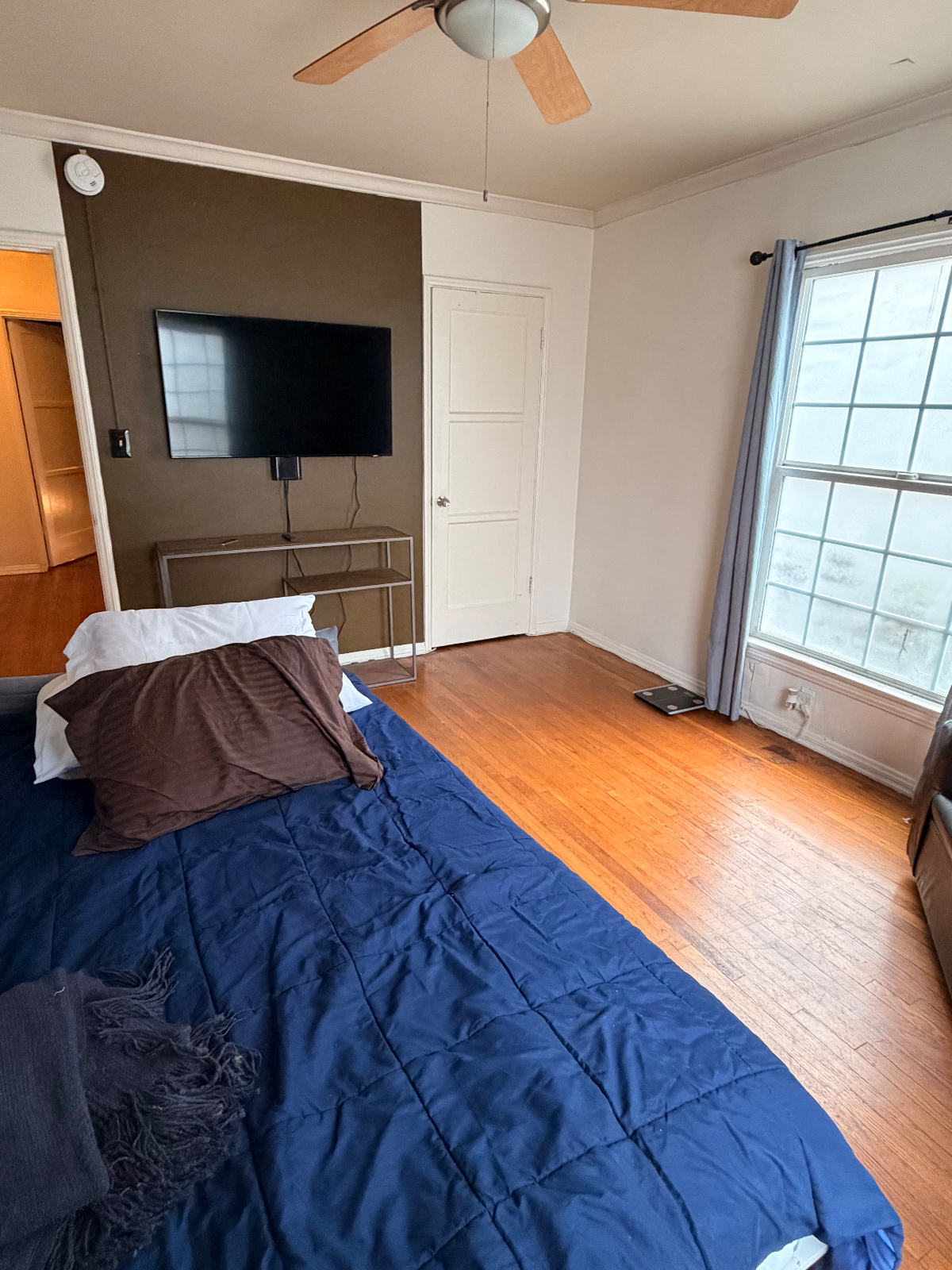 Quiet Westside Furnished Retreat Near UCLA and Beverly Hills with Full Amenities - Photo 3