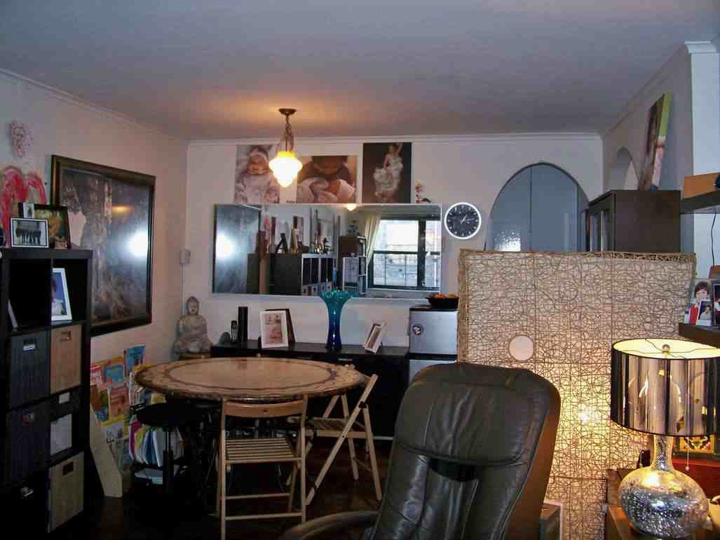 Gorgeous West Village Bedroom - Photo 3