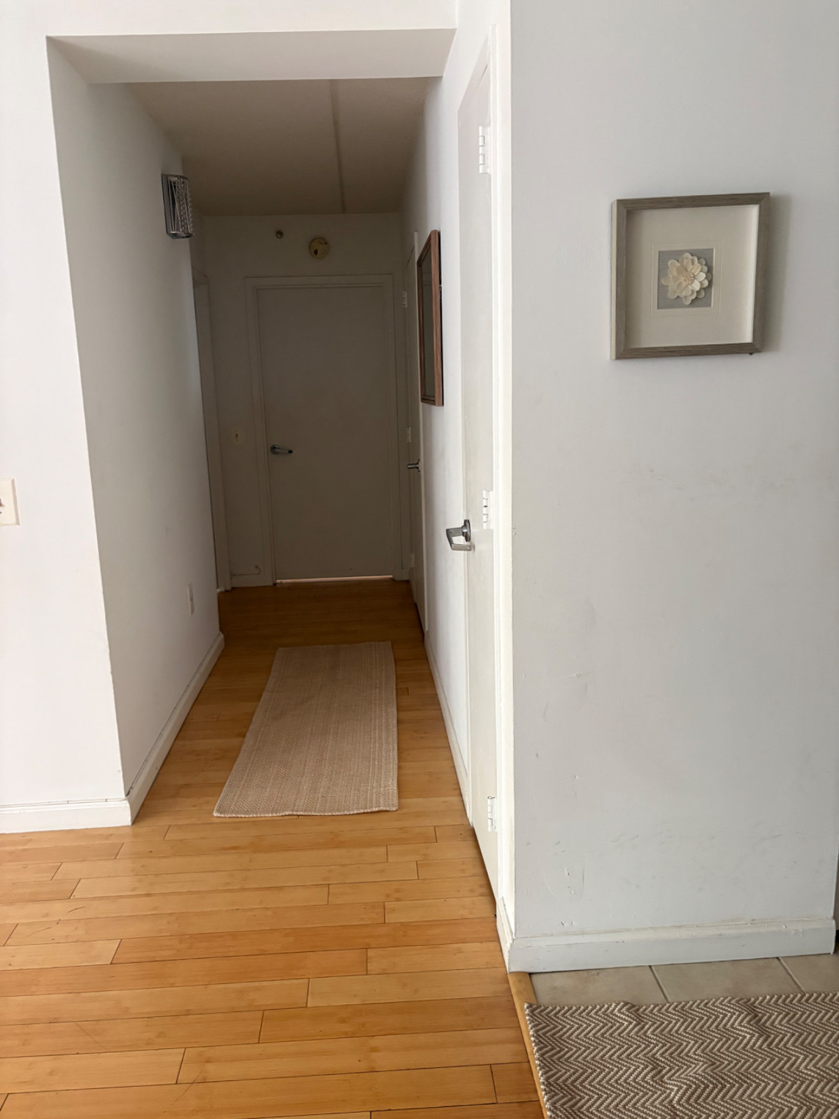 Bright & Spacious East Harlem bedroom w private bath near Transit & Hospitals - Photo 6