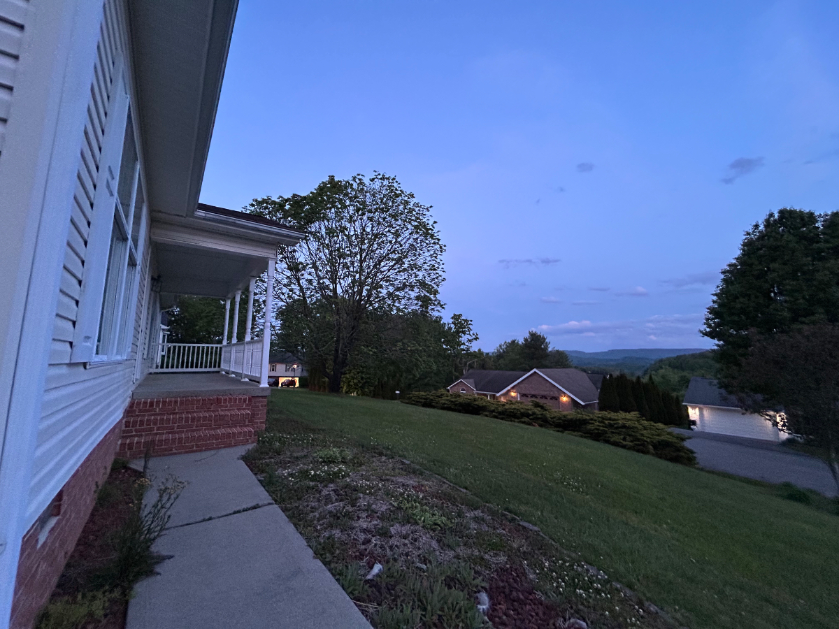 Female preferably. Fully Furnished Room, Private Bath , Quiet clean Home - Photo 8