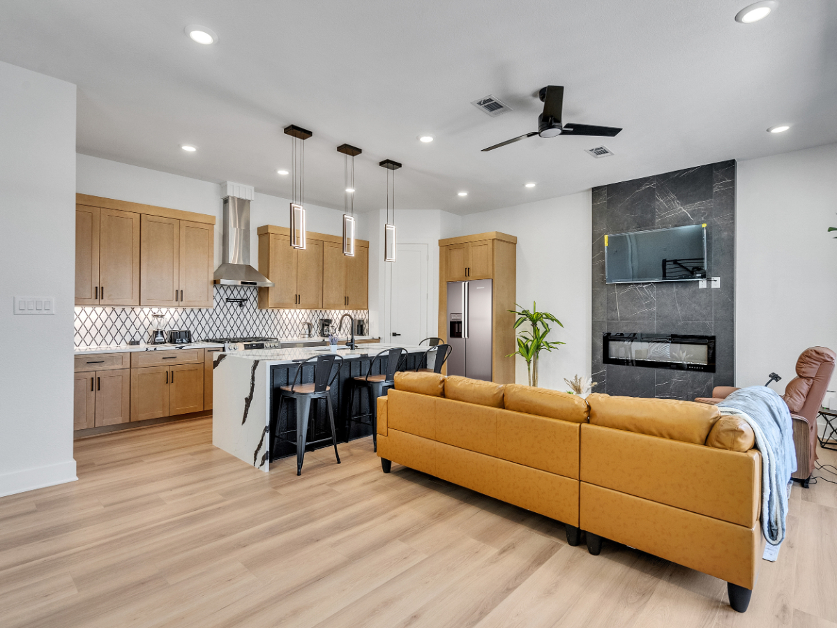 NRG Stadium & Texas Medical Center Home Base. Quiet, Comfortable and Central - Photo 4