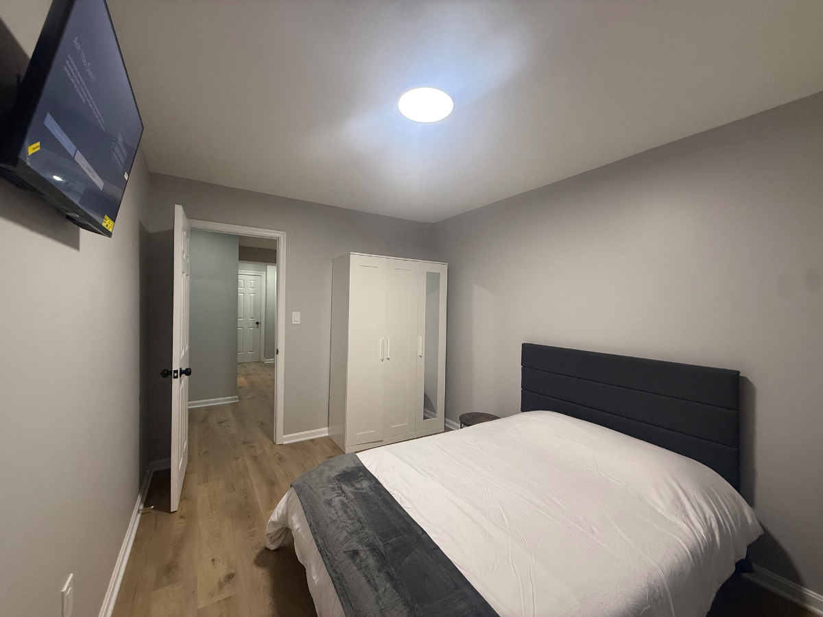 2 BEDROOM - 1 BATH at WHARF/DOWNTOWN DC - PARKING AVAILABLE - Photo 2