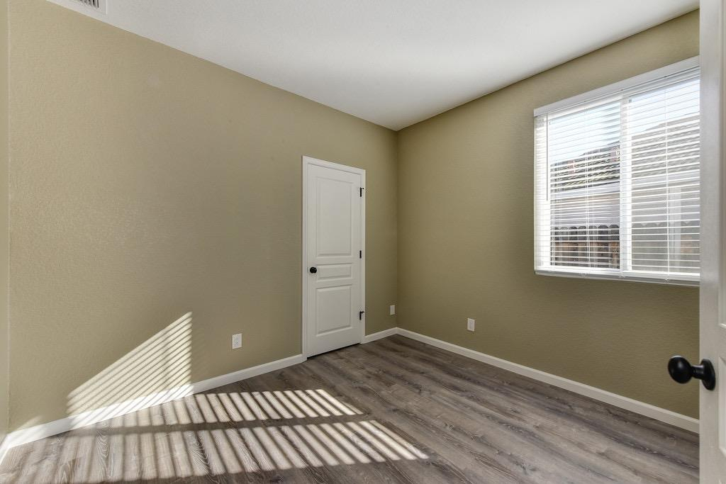 3625 Poppy Hill Way,Sacramento,CA 95834 - Photo 2