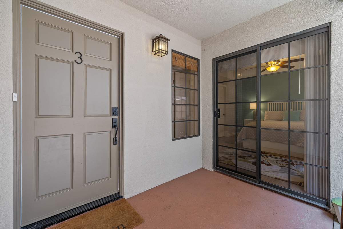 Fully furnished & equipped Pacific Beach 3 bed/3 bath - Photo 3