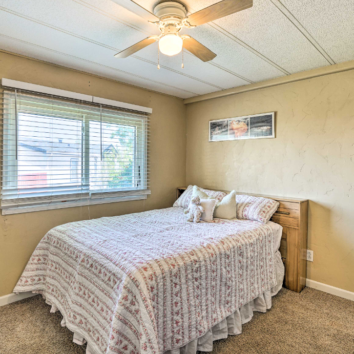 Comfortable Cul-de-Sac Home with Easy Access to Glendo, Power Station - Photo 6