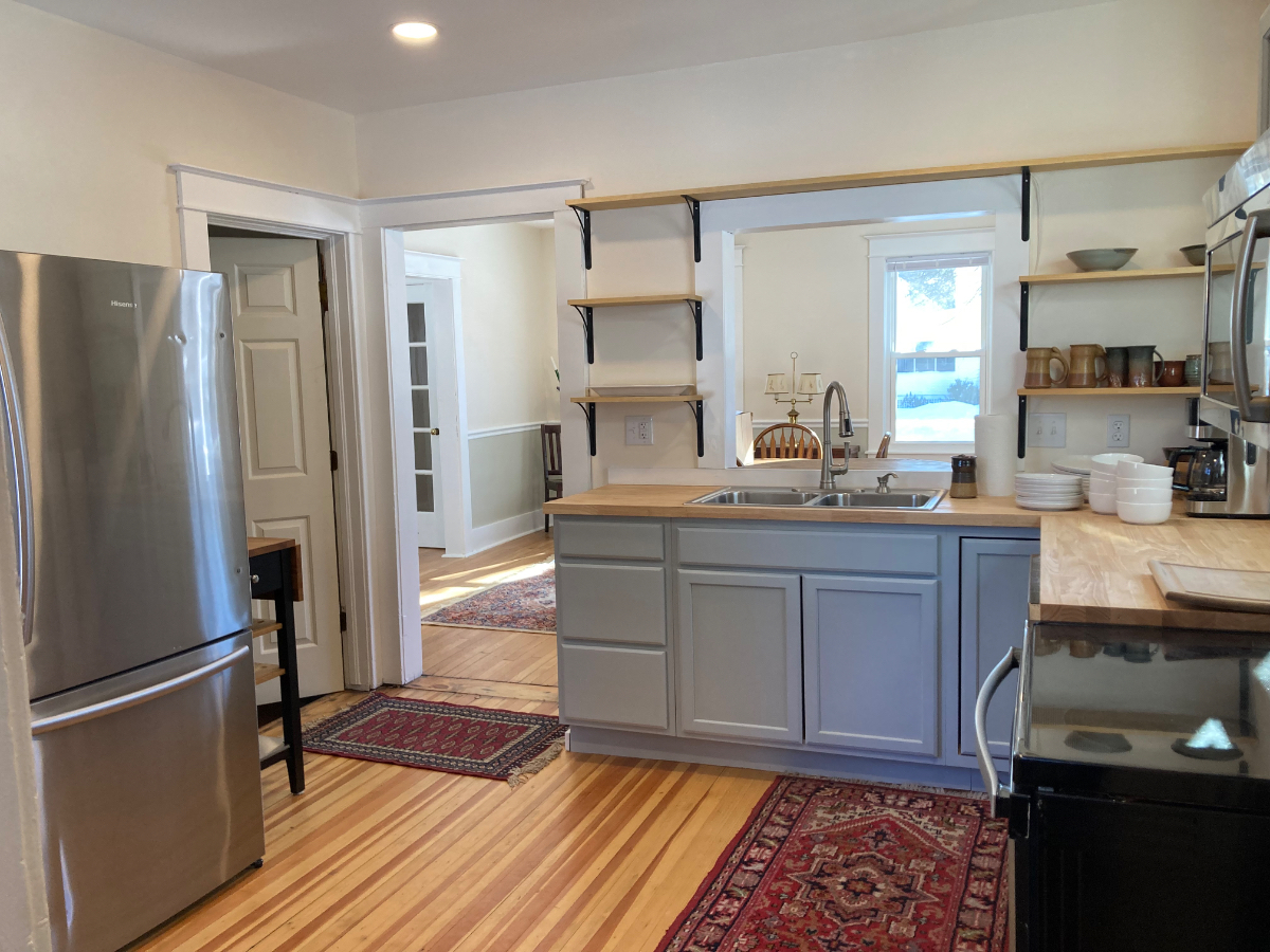 Lovely home in a fantastic neighborhood - Photo 6
