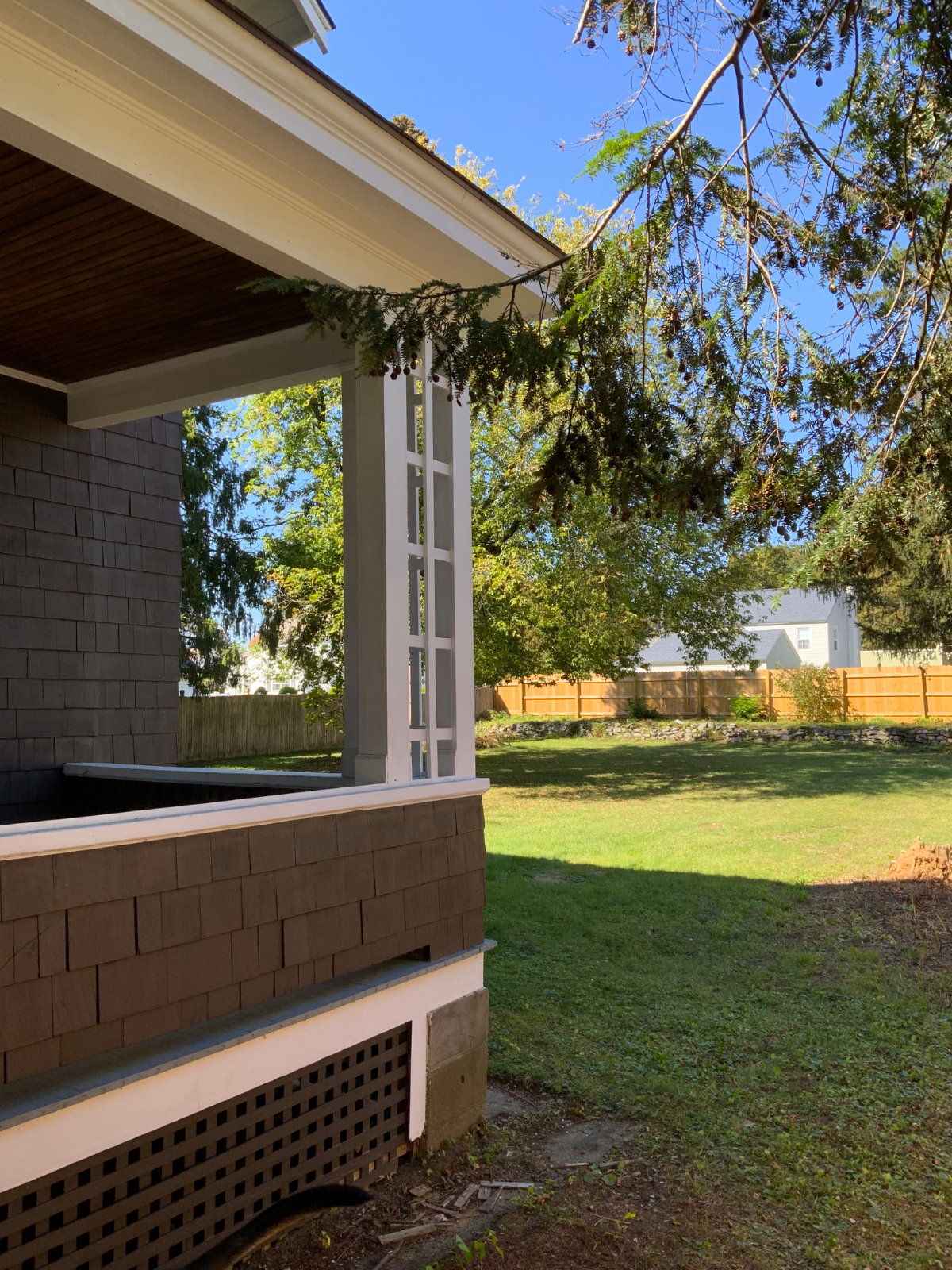 Lovely home in a fantastic neighborhood - Photo 2