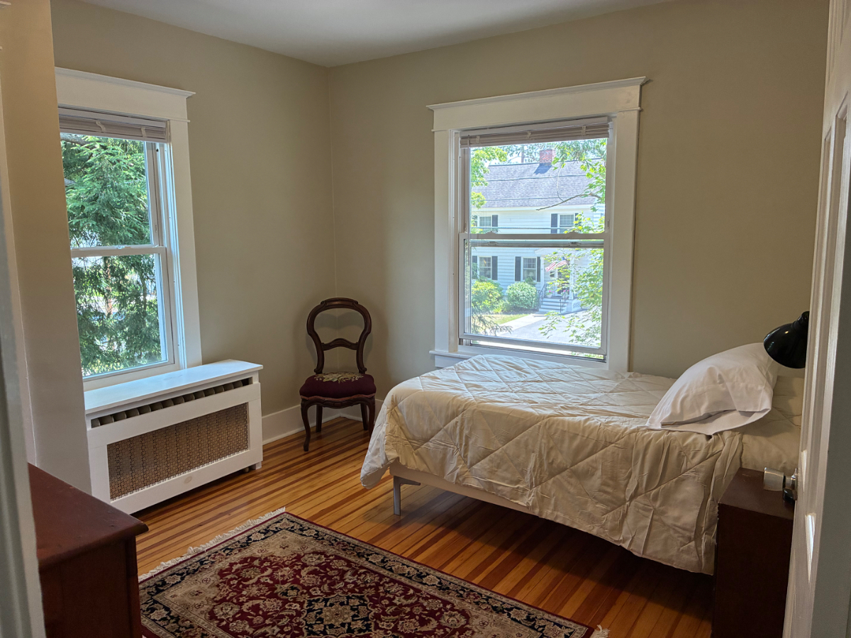 Lovely home in a fantastic neighborhood - Photo 11