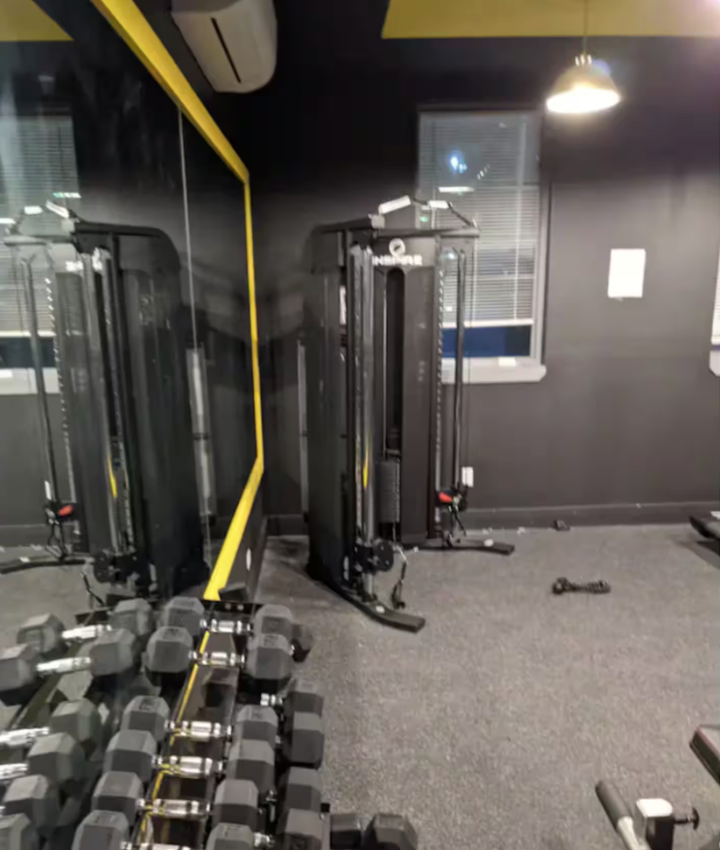 Cloud 9 Suites - Comfort & Peace in Heart of Brooklyn (Gym, Roof Access, Workspace, Fastest Wifi on - Photo 3
