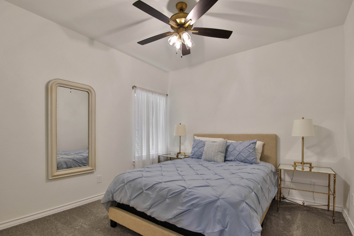 LUXURY LUBBOCK HOME - Photo 10