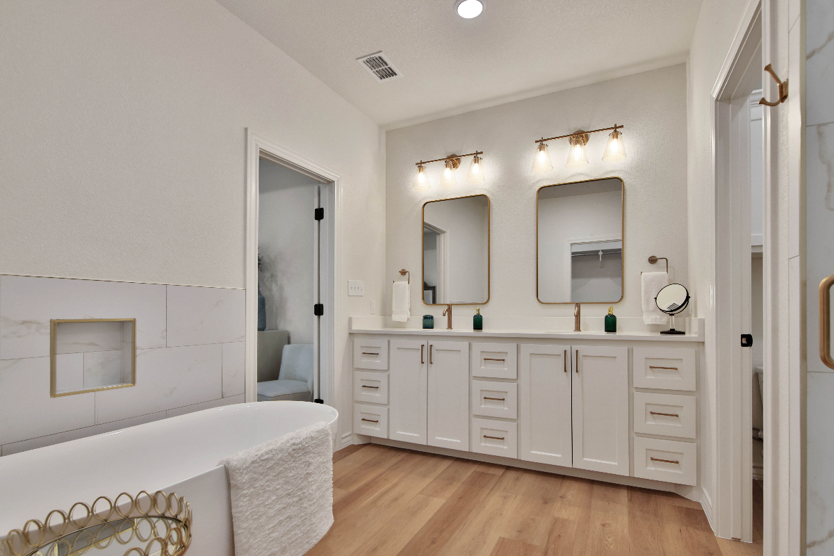 LUXURY LUBBOCK HOME - Photo 7