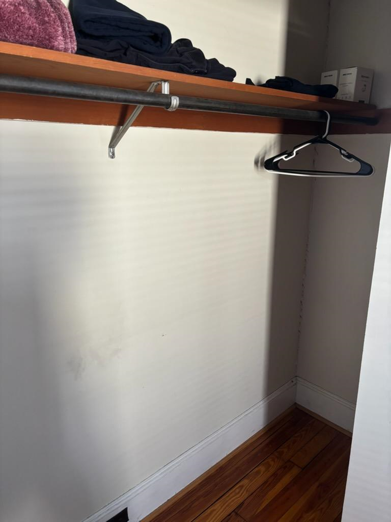Private Room Near Berkeley Medical Center Fully Furnished With Smart TV - Photo 11