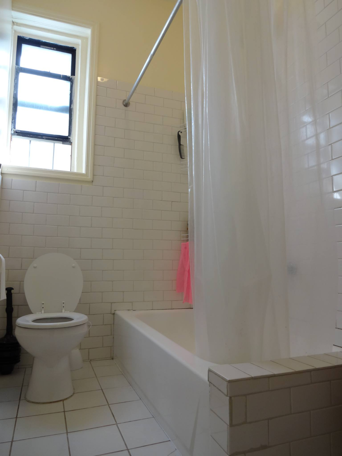 Private Room in 3-BR Apt for rent - Photo 8