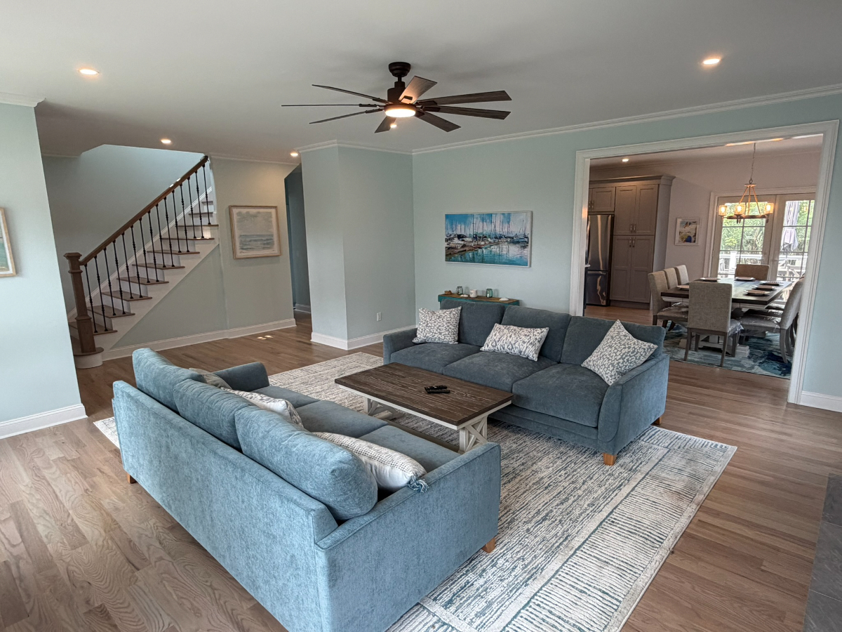 2 Bed, 2 Bath, King/Queen, Entire House, Pet Friendly, Water Views - Photo 4