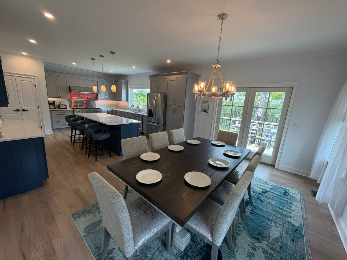 2 Bed, 2 Bath, King/Queen, Entire House, Pet Friendly, Water Views - Photo 5