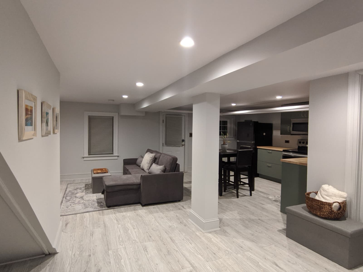 Renovated English Basement - centrally located with parking - Photo 6