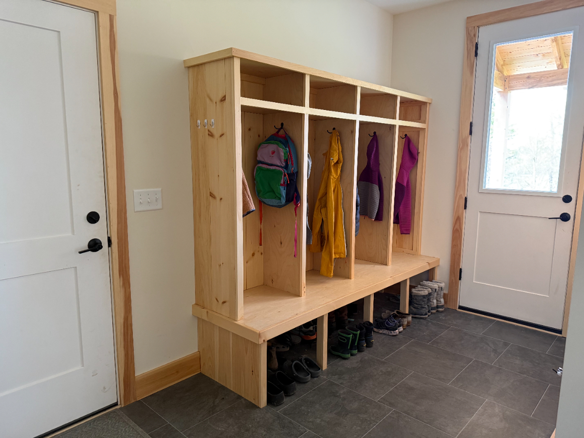 Modern Furnished 3BR Home in Shelburne w/ Office & Privacy - Photo 1