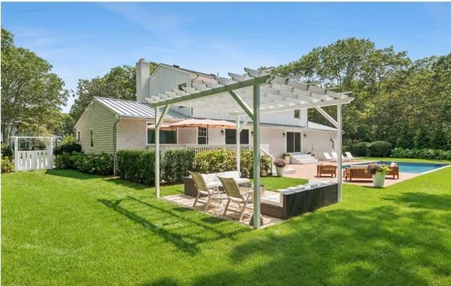 Fully Renovated Spacious 5BR Home With Heated Pool, Finished Basement, Sleeps 10 & Near US Open - Photo 12