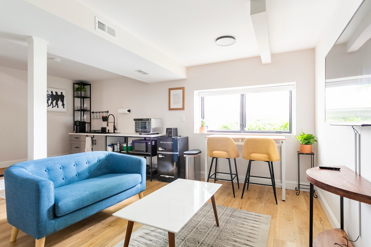 Private 1BR w/ Patio - Heart of Petworth - 5 min Walk to Metro - All utilities incl - Photo 1