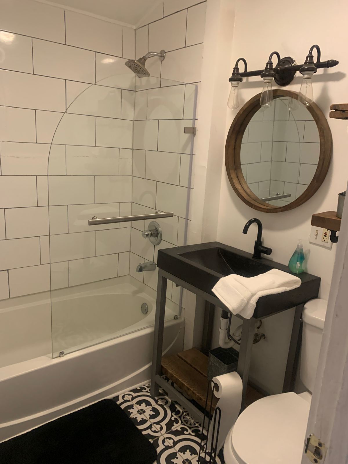 2 Bed 2 Bath Furnished House in South Wedge - Photo 5