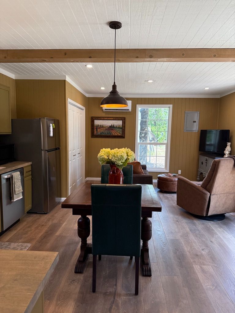 Abilene, TX area cottage, The Nook - Photo 11