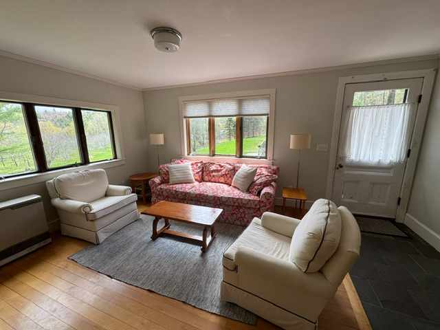The Orchard House - Quiet Woodland Retreat Near Trails, River Access & Skiing with Utilities Include - Photo 3