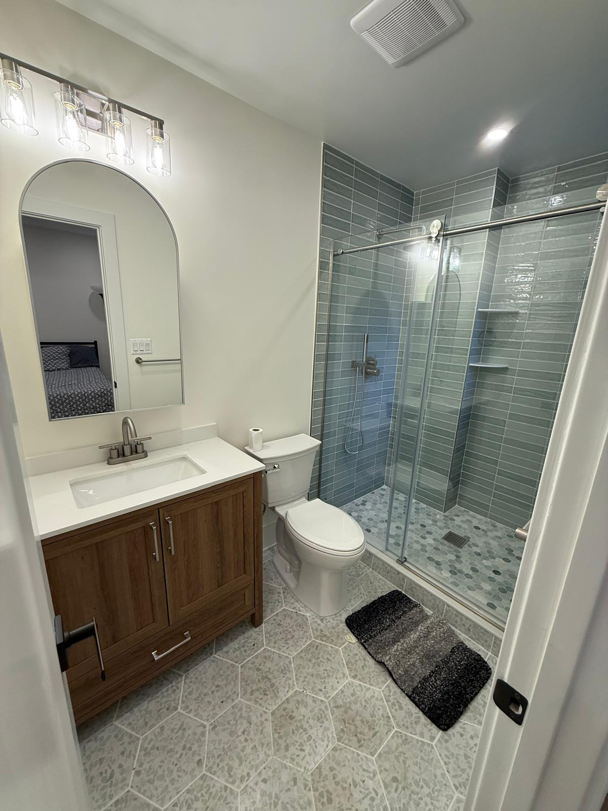 Fully Furnis. 2BR Parking Easy Access Capitol Hill - Photo 4