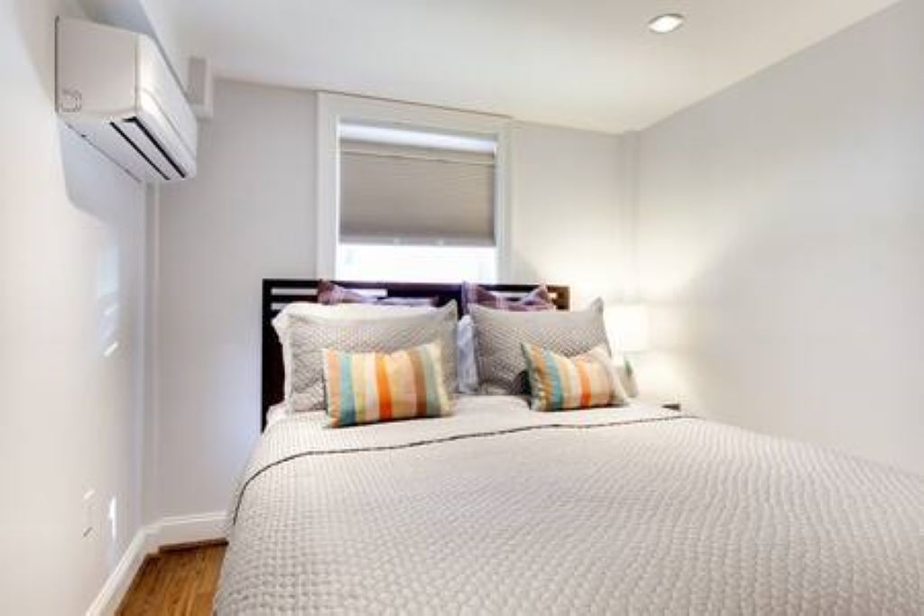 2-bed, 1-bath Oasis in Cleveland Park - Photo 7