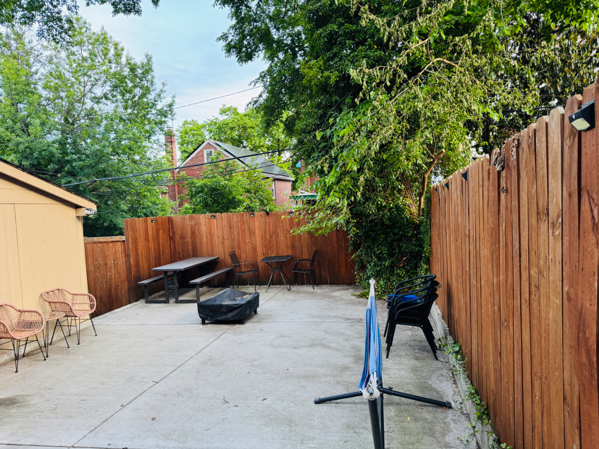 Modern Private Basement Apartment Near Hospitals & Metro - Photo 12