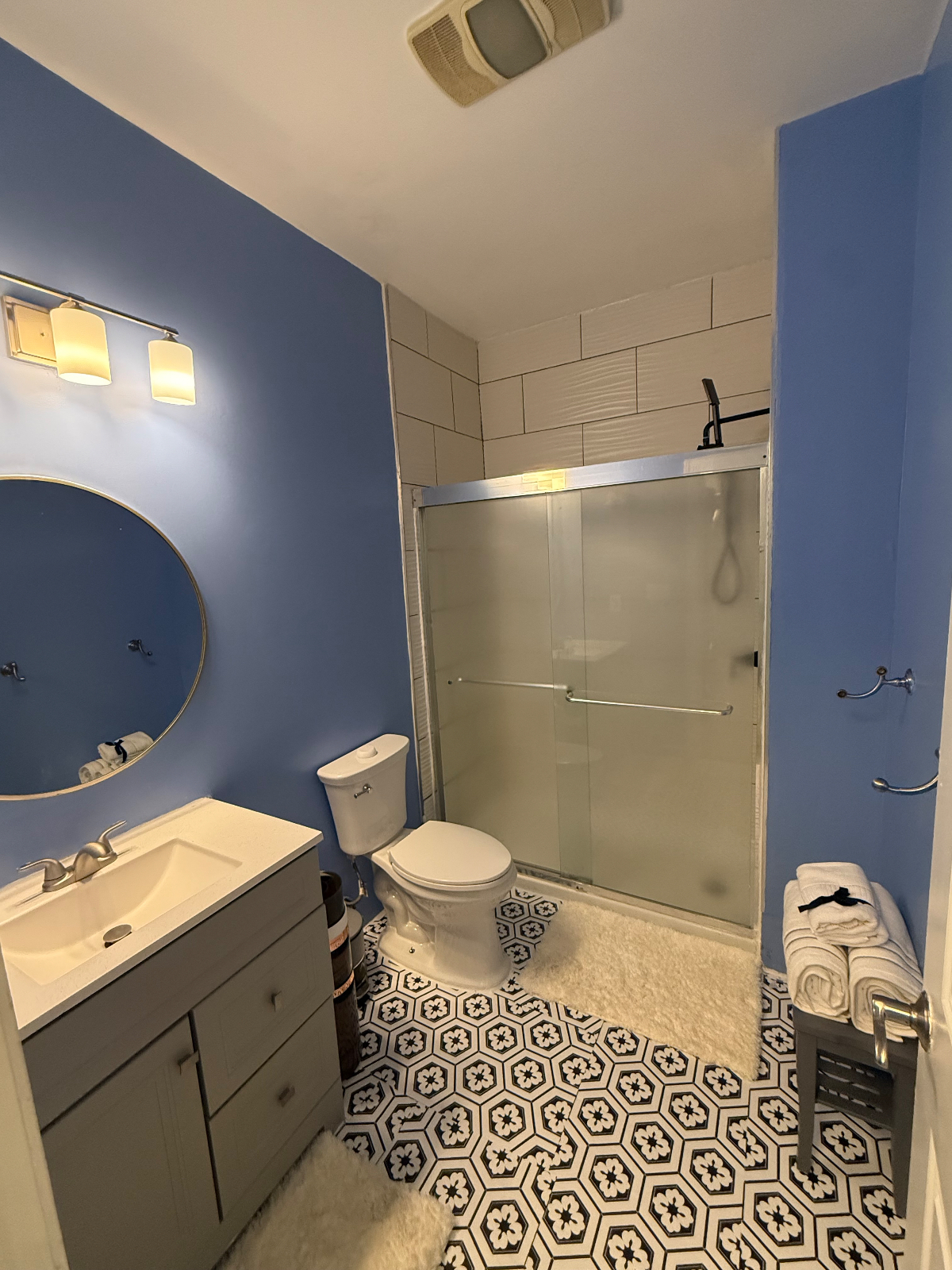 Condo - Photo 4