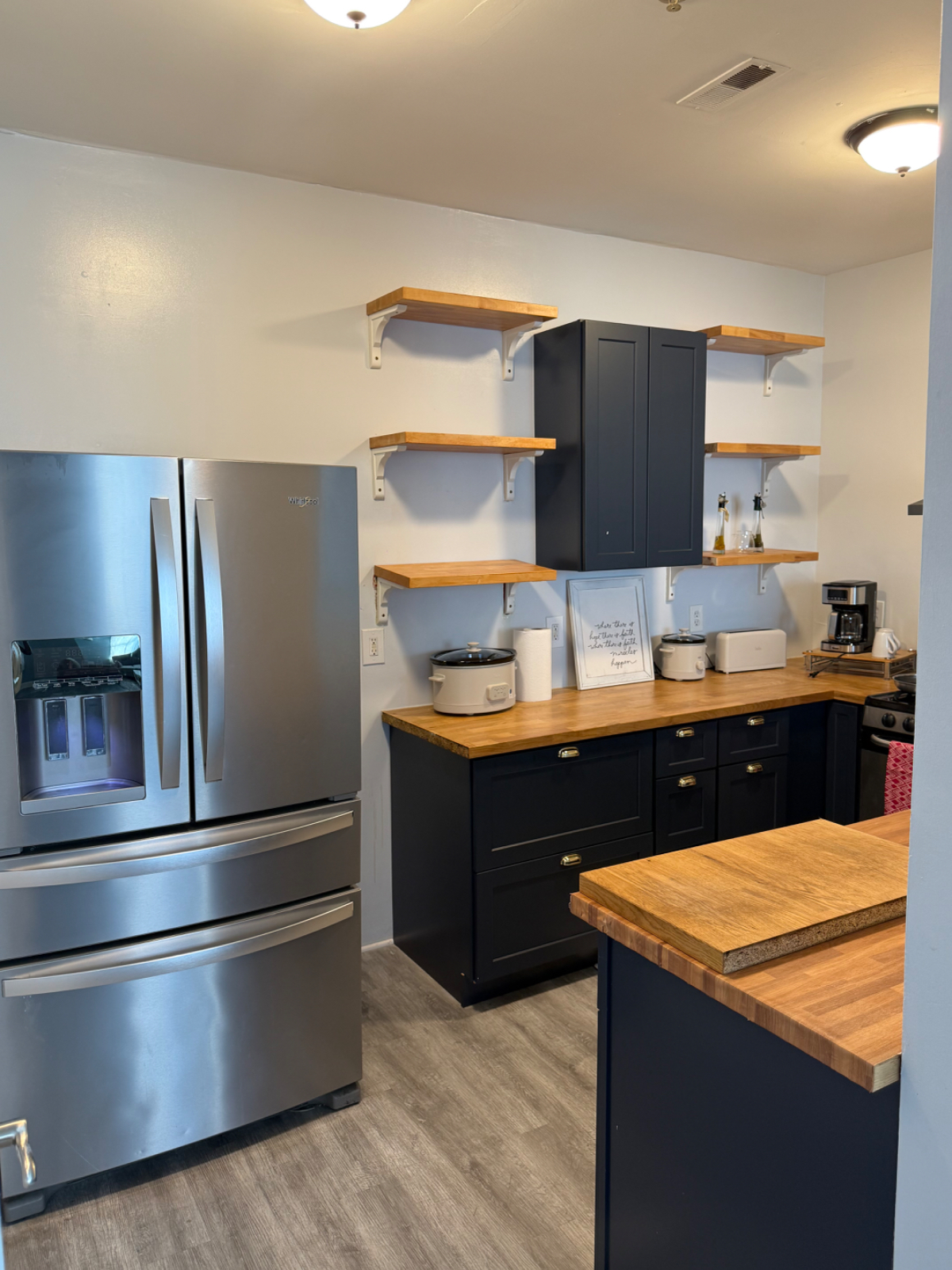 Condo - Photo 2