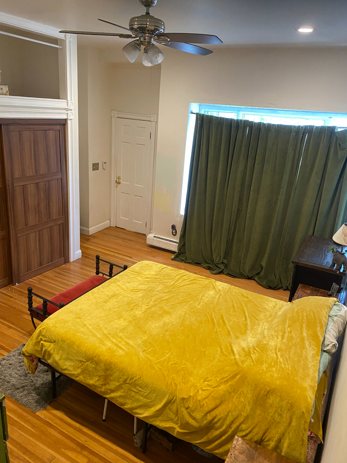 Beautiful Spacious Apartment Large Private Deck Fully Furnished Lovely Downtown Troy Neighborhood - Photo 7