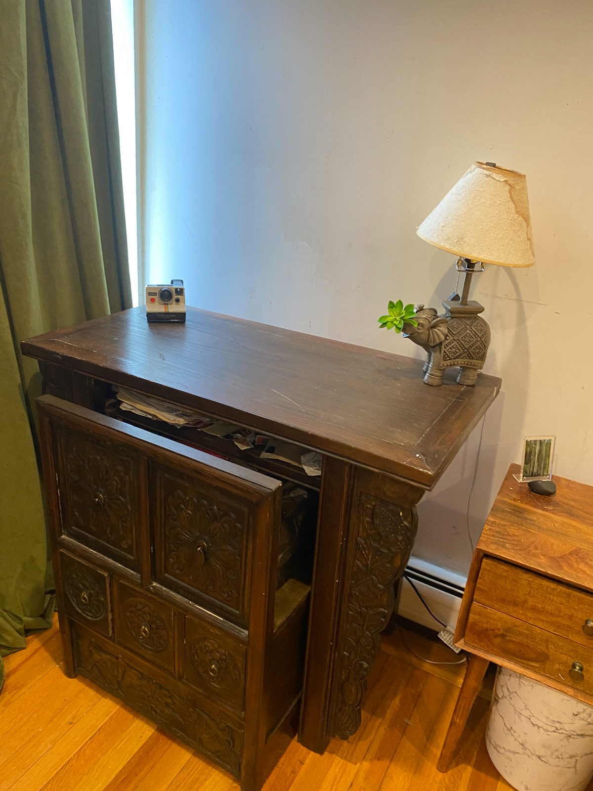 Beautiful Spacious Apartment Large Private Deck Fully Furnished Lovely Downtown Troy Neighborhood - Photo 8