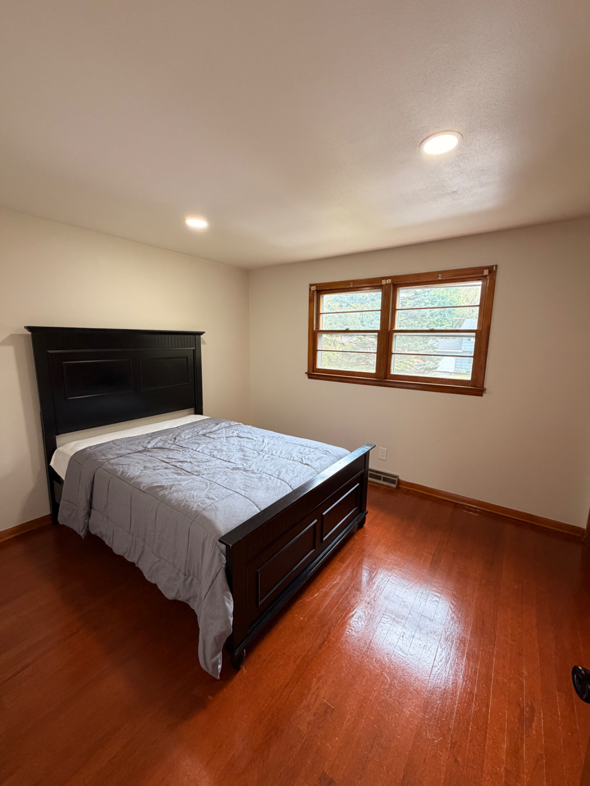 Fully Furnished Bedroom in North Syracuse Quiet & Convenient - Photo 1