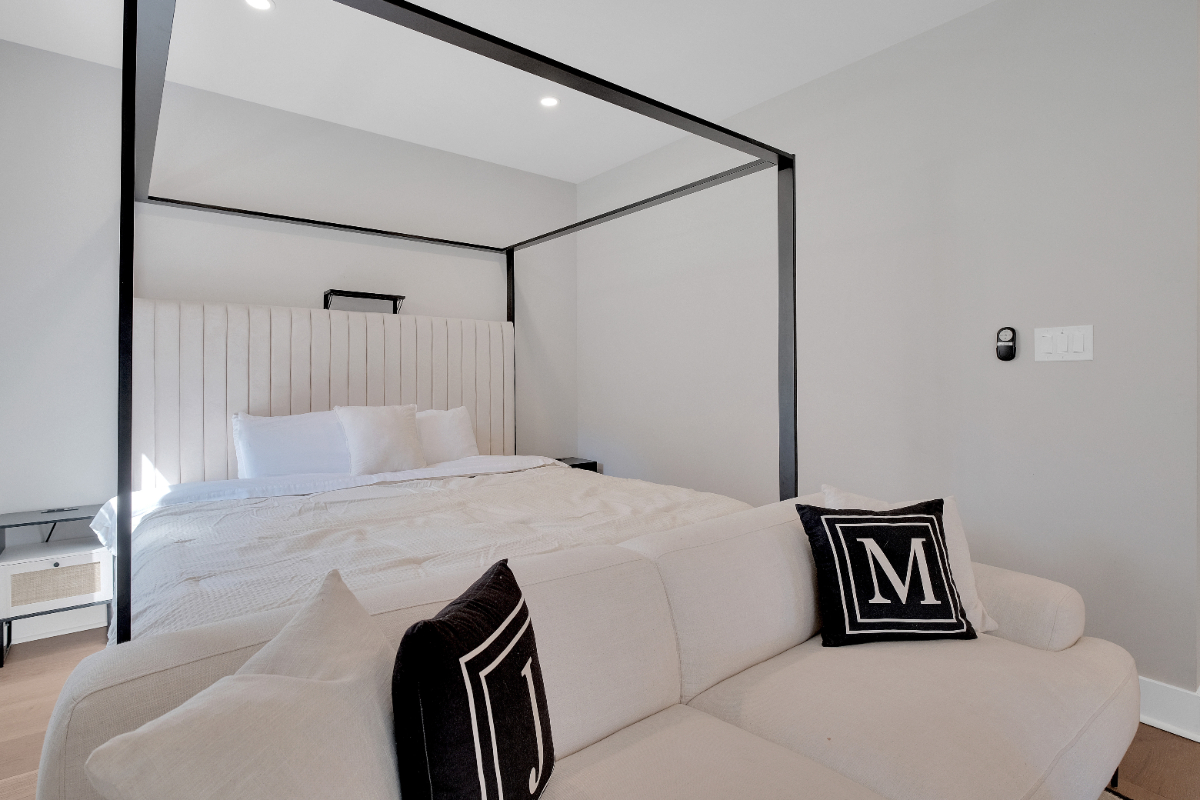 4-Level Furnished 7BR/5BA Home | Corporate Leases & 5+ Parking - Photo 12