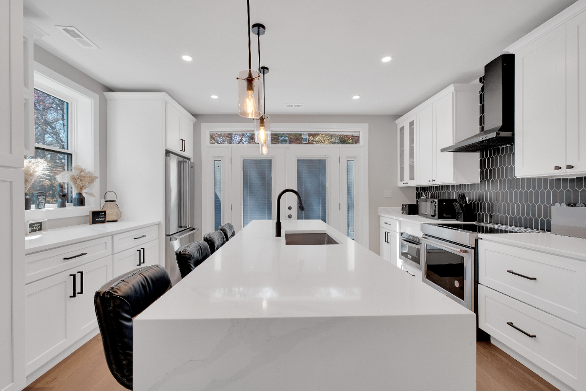 4-Level Furnished 7BR/5BA Home | Corporate Leases & 5+ Parking - Photo 4