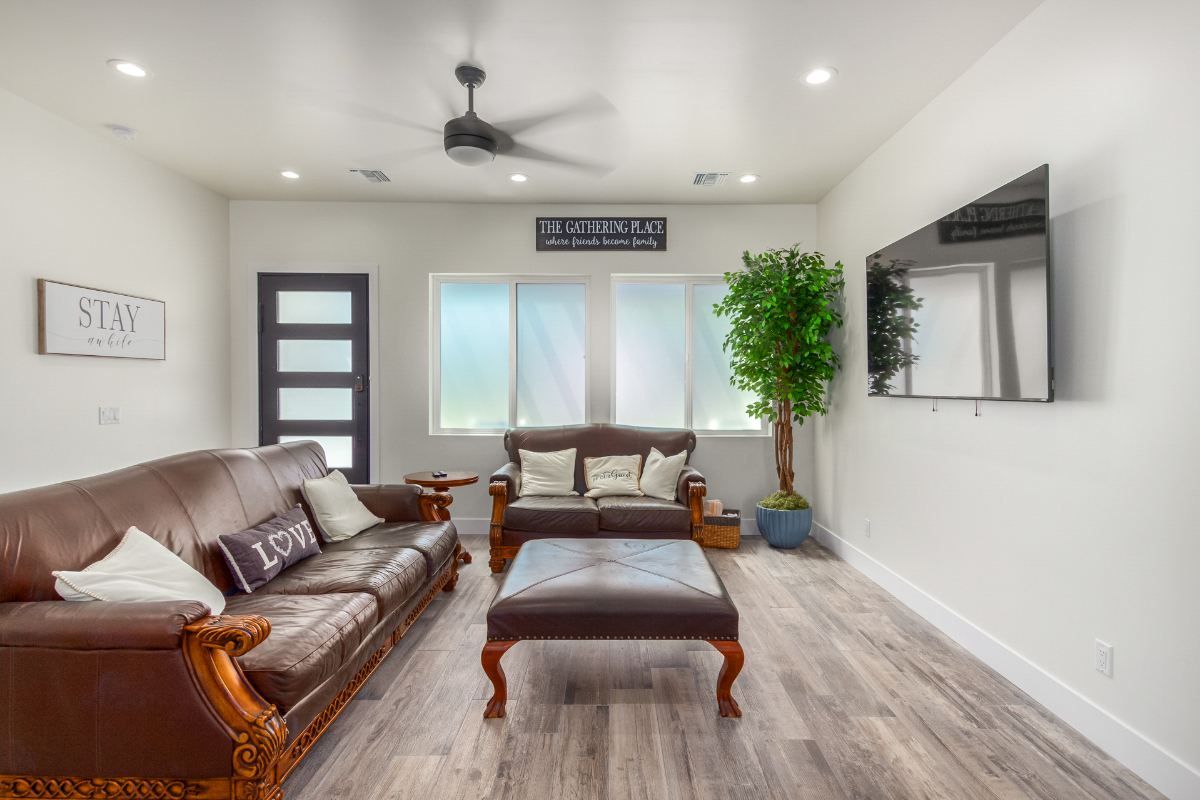 Arcadia/Biltmore/Scottsdale Area - Large 5 Bed/4.5 Bath Custom Home - Photo 11