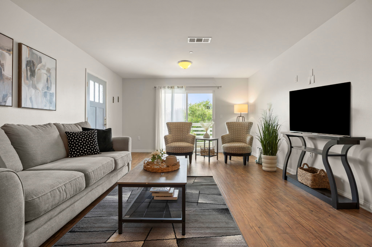 Modern Coastal Retreat Near Ventura Beaches & Hospitals - Photo 1