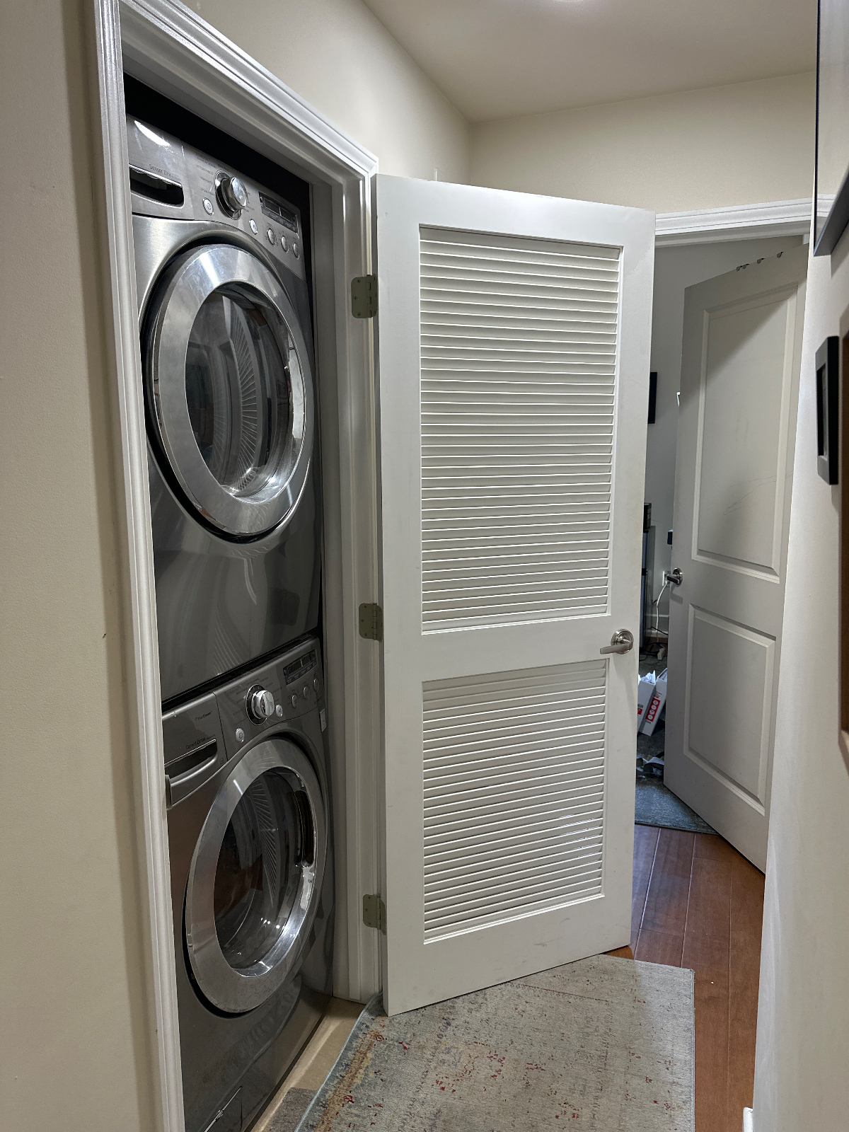 Private bedroom with full bath in the heart of West LA near UCLA/Santa Monic - Photo 5