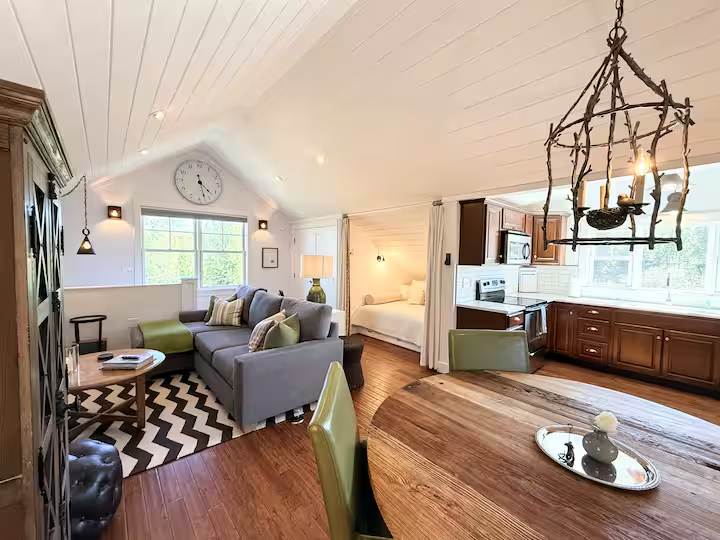 Peaceful 1BR Mountain Cabin with Sauna, Creekside Setting & All Utilities Included - Photo 2