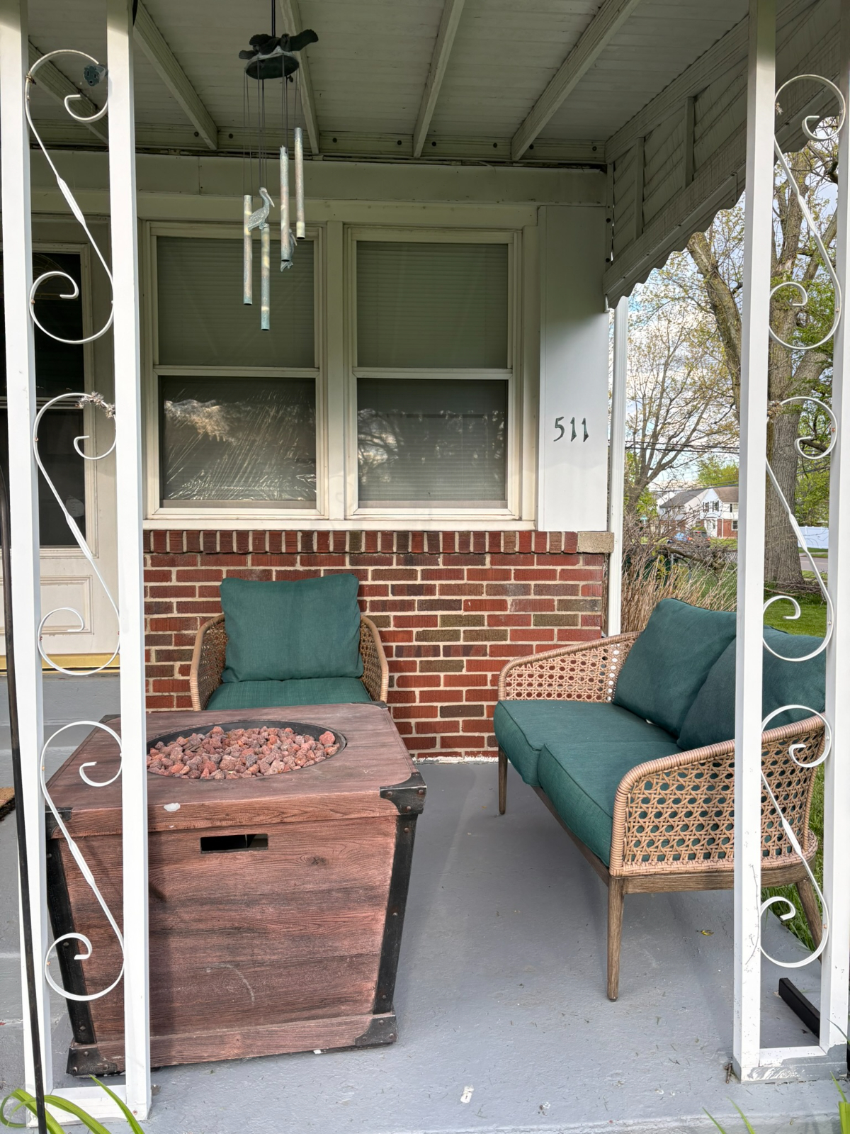 Cozy Cape Close to Airport & Medical Campuses, Renovated 3BR, Parking and Laundry - Photo 2