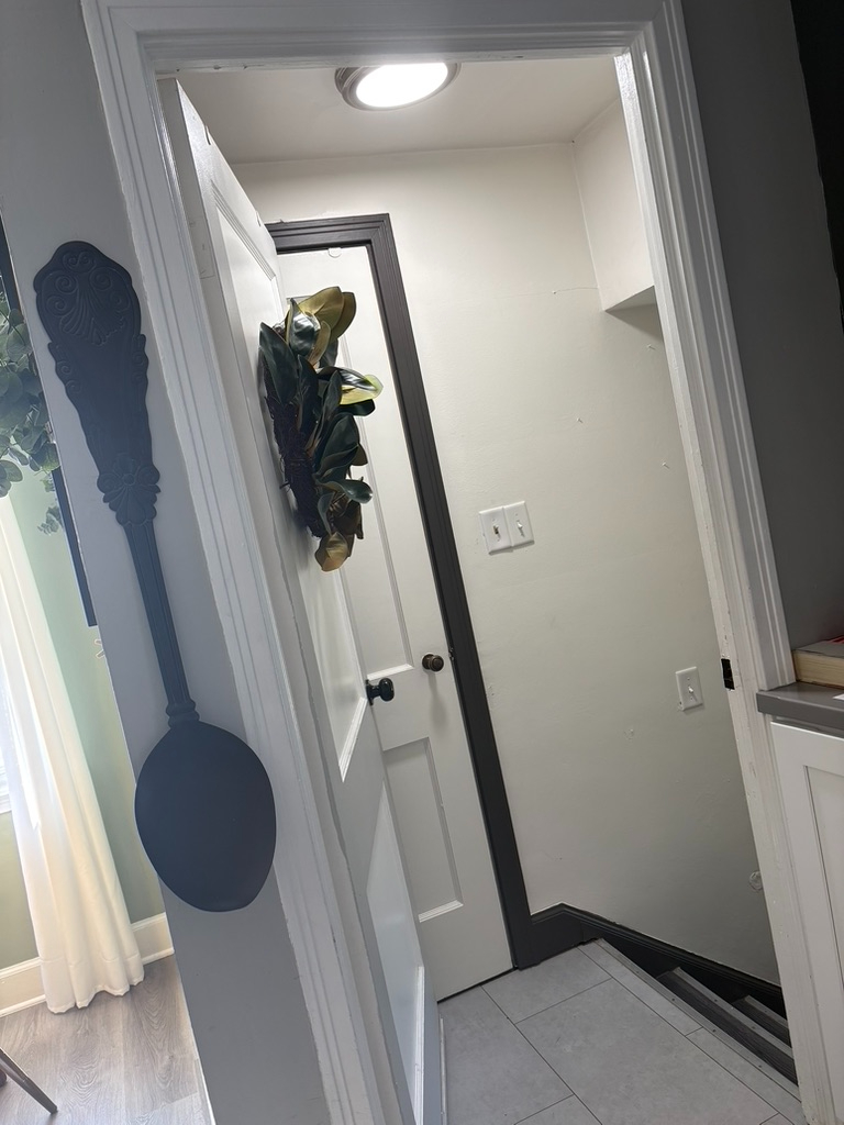 Cozy Cape Close to Airport & Medical Campuses, Renovated 3BR, Parking and Laundry - Photo 4