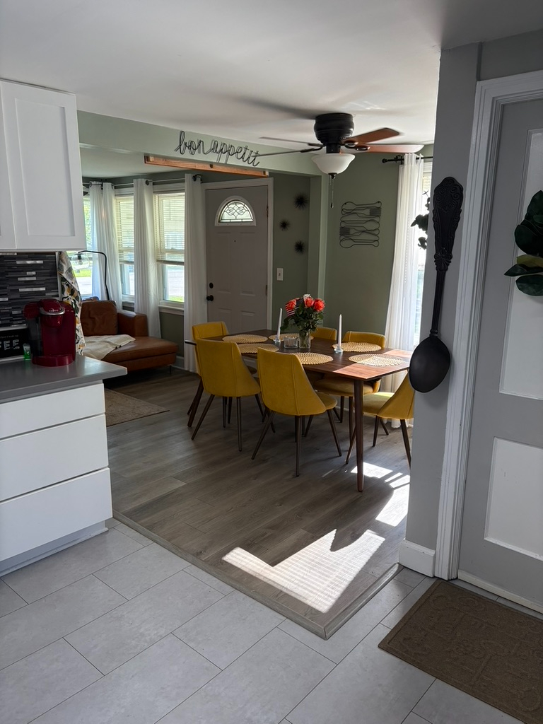 Cozy Cape Close to Airport & Medical Campuses, Renovated 3BR, Parking and Laundry - Photo 6