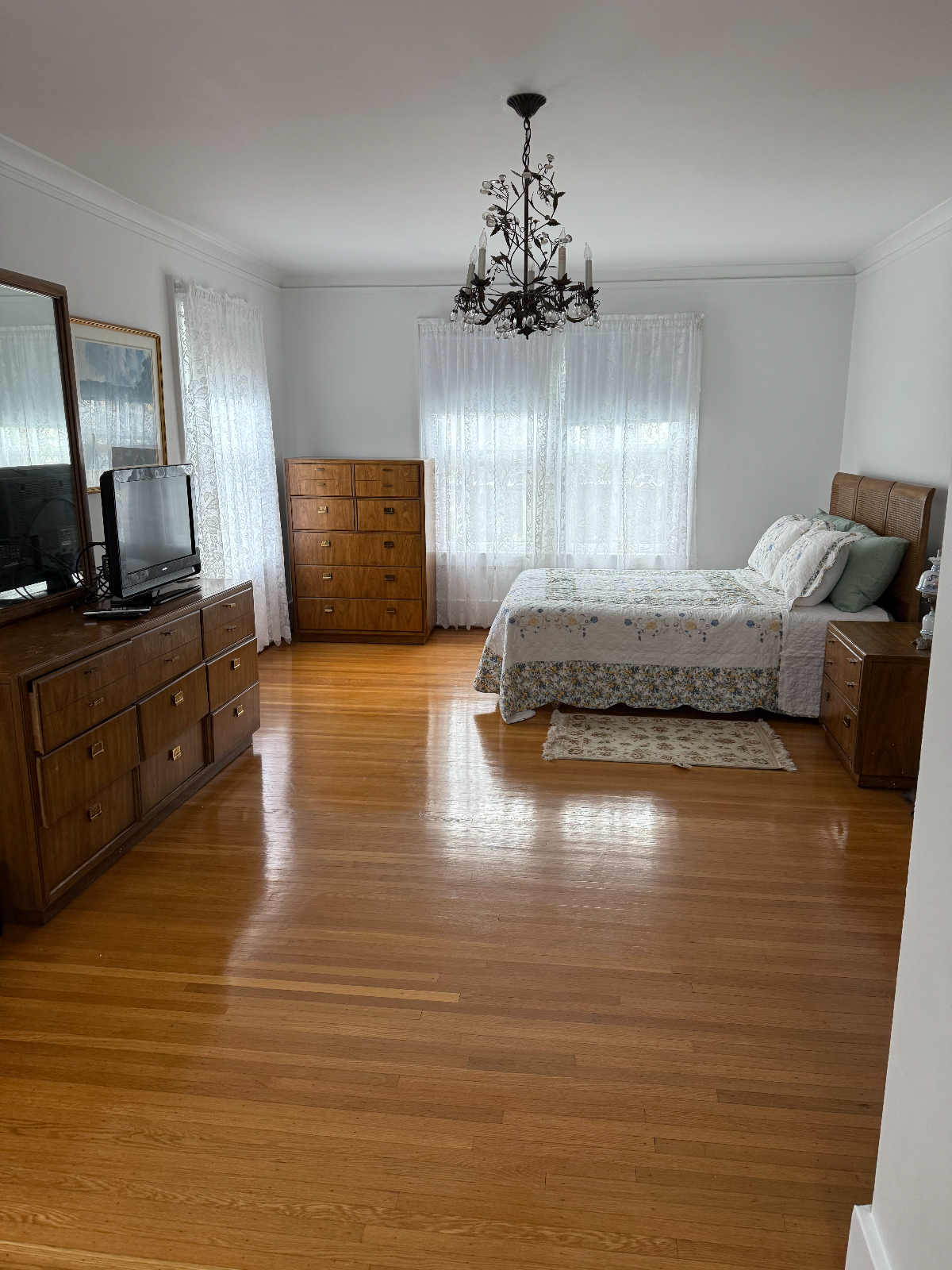 399 Woodbine Avenue Ideal for Traveling Professional (Nurses, Doctors, Professors, & Graduate Studen - Photo 4