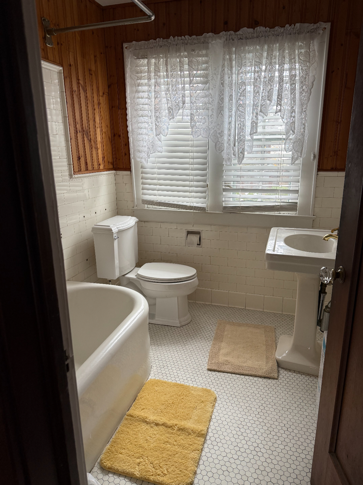399 Woodbine Avenue Ideal for Traveling Professional (Nurses, Doctors, Professors, & Graduate Studen - Photo 8