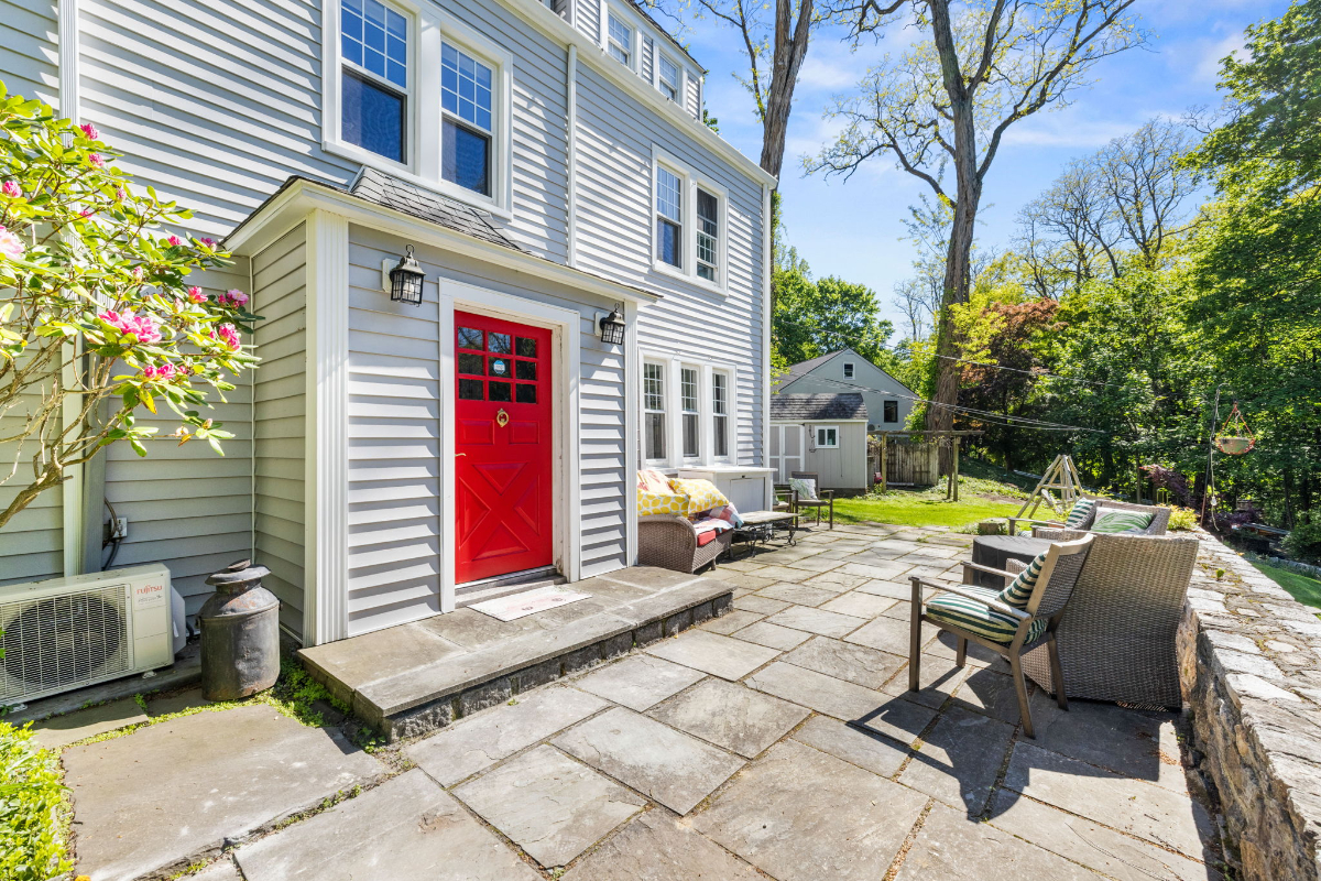 Luxury Renovated 1BR Oasis near Regeneron & Westchester Med Hubs - Photo 8