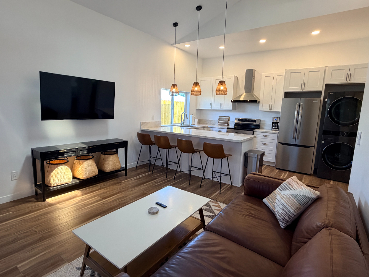Private Guesthouse - New Remodel - Central SD Location - Photo 1