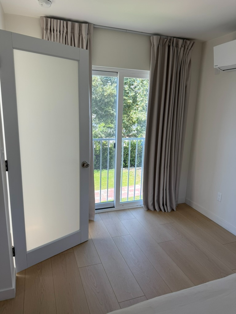 Newly built architect-designed ADU | Private parking | Near major hospitals | Eagle Rock - Photo 2