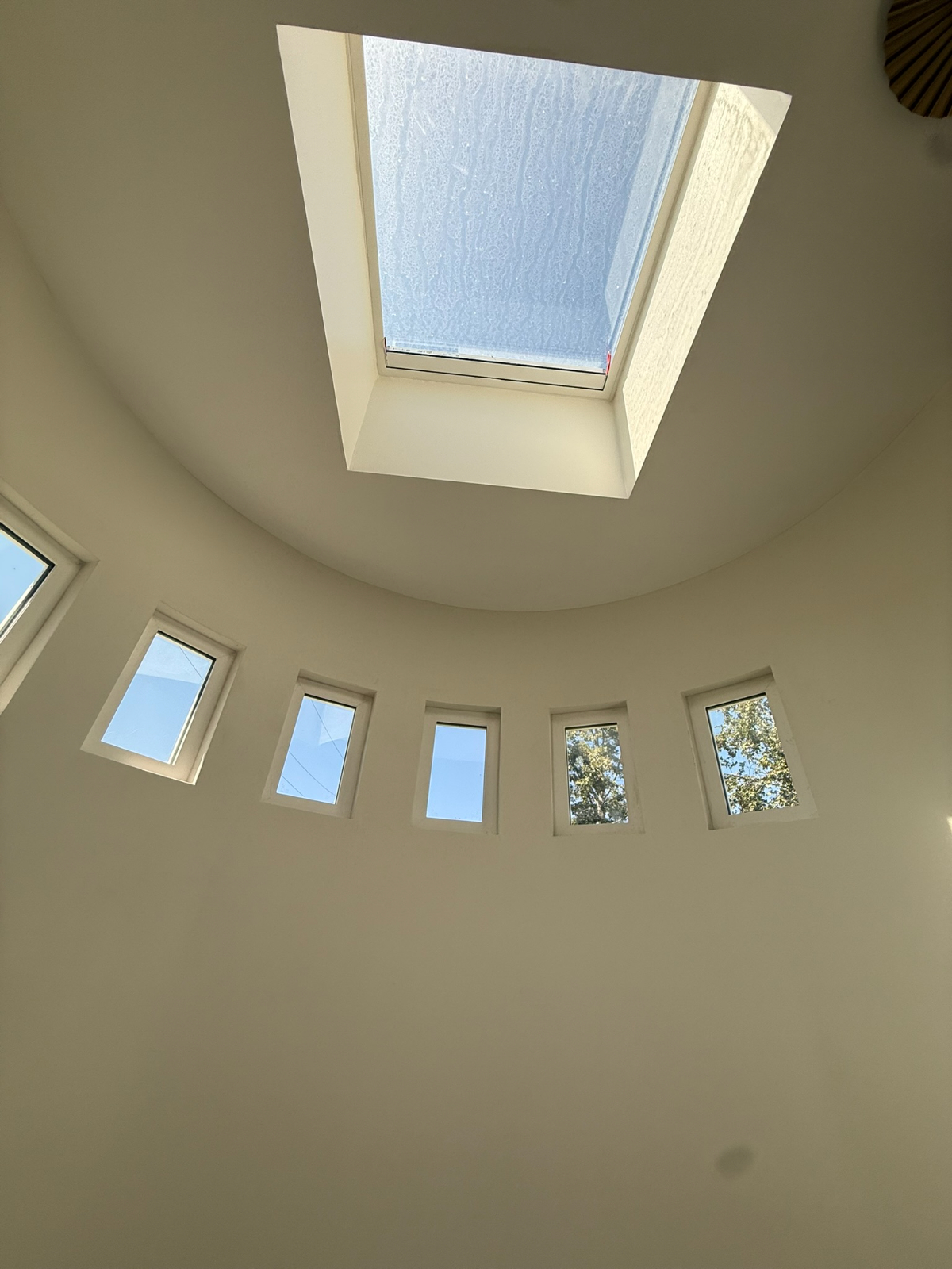 Newly built architect-designed ADU | Private parking | Near major hospitals | Eagle Rock - Photo 3